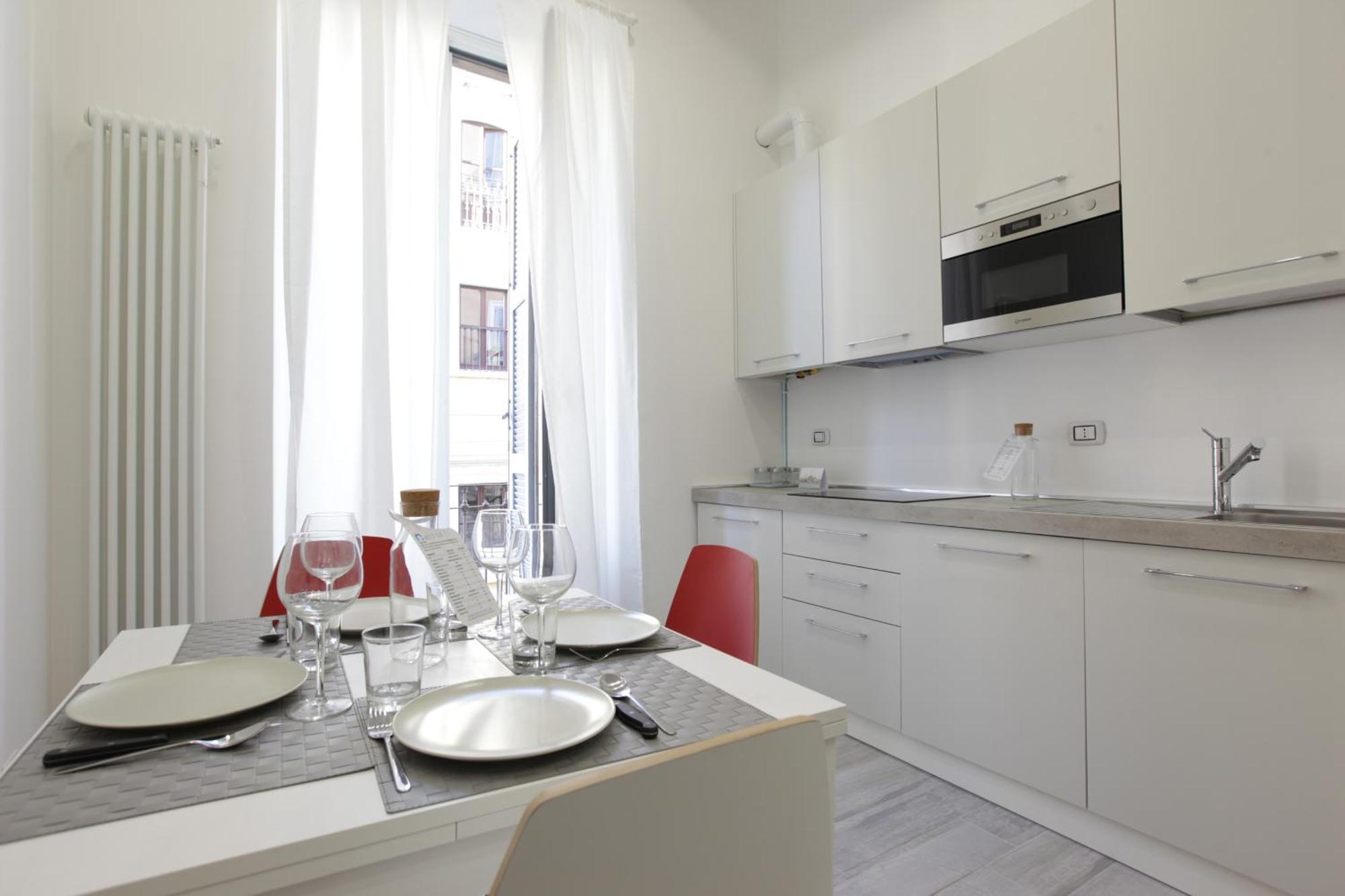 Amazing Apartment In City Center With Balcony Mailand Exterior foto